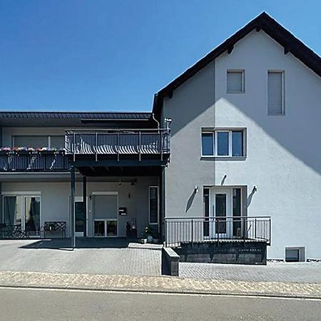 Goerg Ferienwohnungen Kröv Екстериор снимка